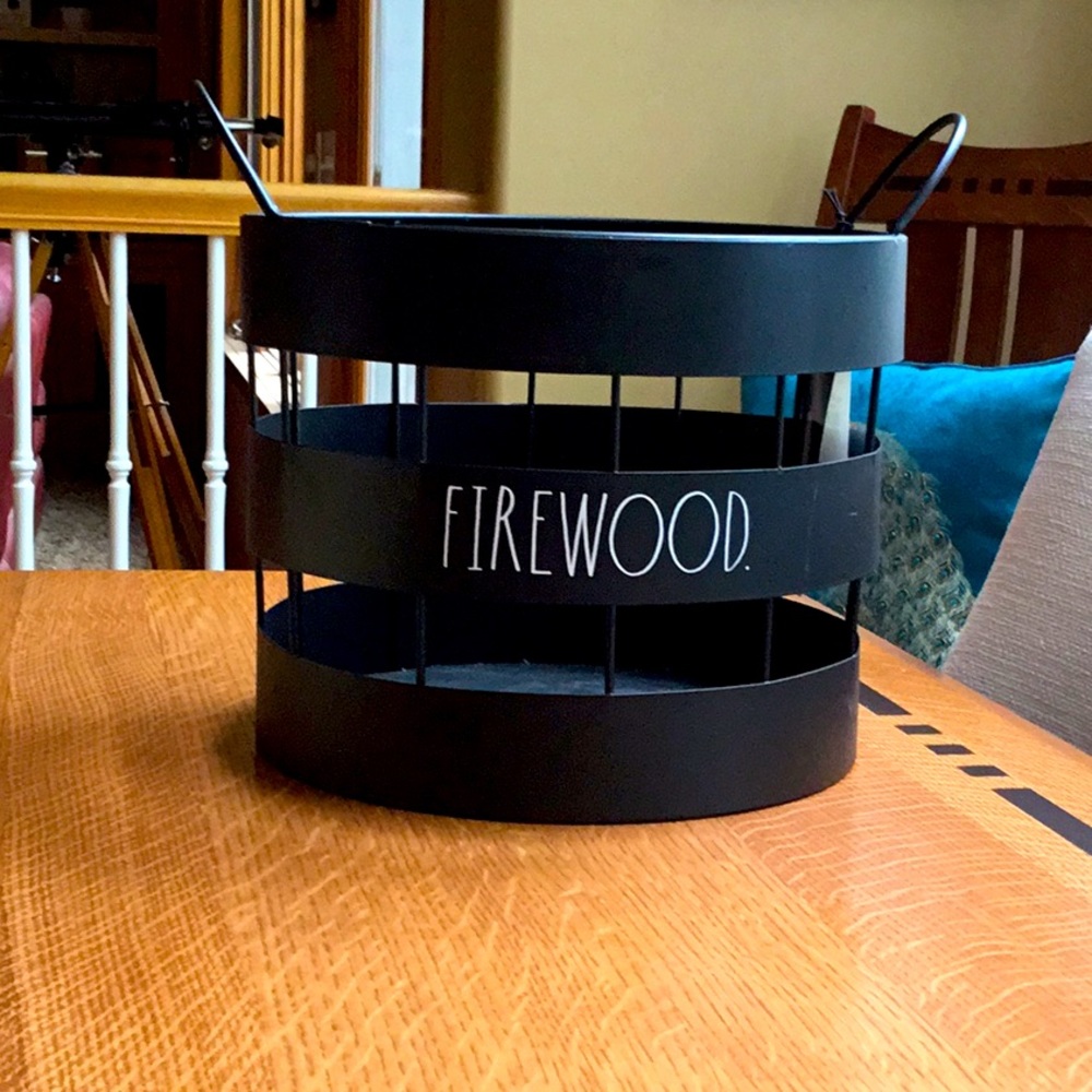 SOLD.   🔥NEW 🔥Rae Dunn Firewood